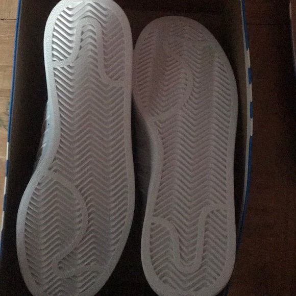 Adidas white sneakers - Picture 2 of 3